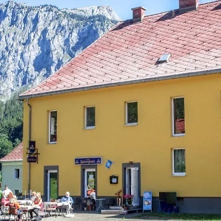 Erzberg Alpin Resort.23 شقة إيسينيرزير