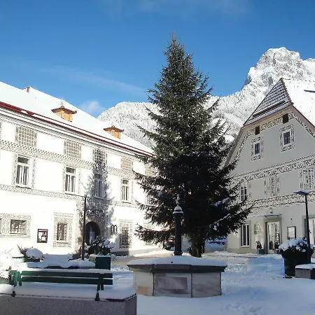 Erzberg Alpin Resort.23 شقة إيسينيرزير
